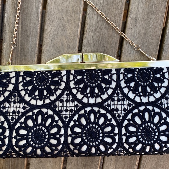 Clutch | Jessica McClintock - Picture 2 of 8
